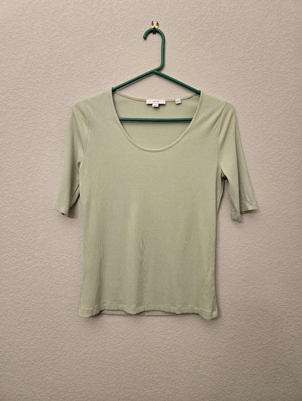 Vince Women's Elbow Sleeve Scoop Neck Top Sz M  Green Ribbed Stretch Minimalist